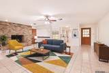 9820 Van Dr - Photo 3