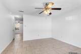 4624 Parkoaks Dr - Photo 2