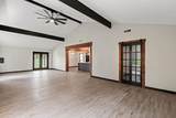 517 Paris Ln - Photo 7