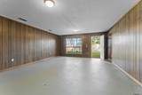 8737 Wakefield Ave - Photo 24