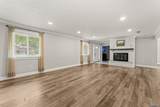 1088 Sinclair Dr - Photo 3