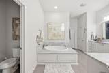 15668 Green Trails Blvd - Photo 20