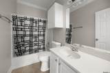 10600 Lakes Blvd - Photo 18