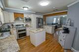 751 Lakeview Dr - Photo 2