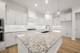 3932 Waterbury Ave - Photo 10