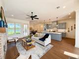 3452 Waterbury Ave - Photo 4