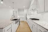 3932 Waterbury Ave - Photo 11