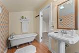 7210 Comite Dr - Photo 34