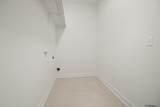 205 Queens Way - Photo 19