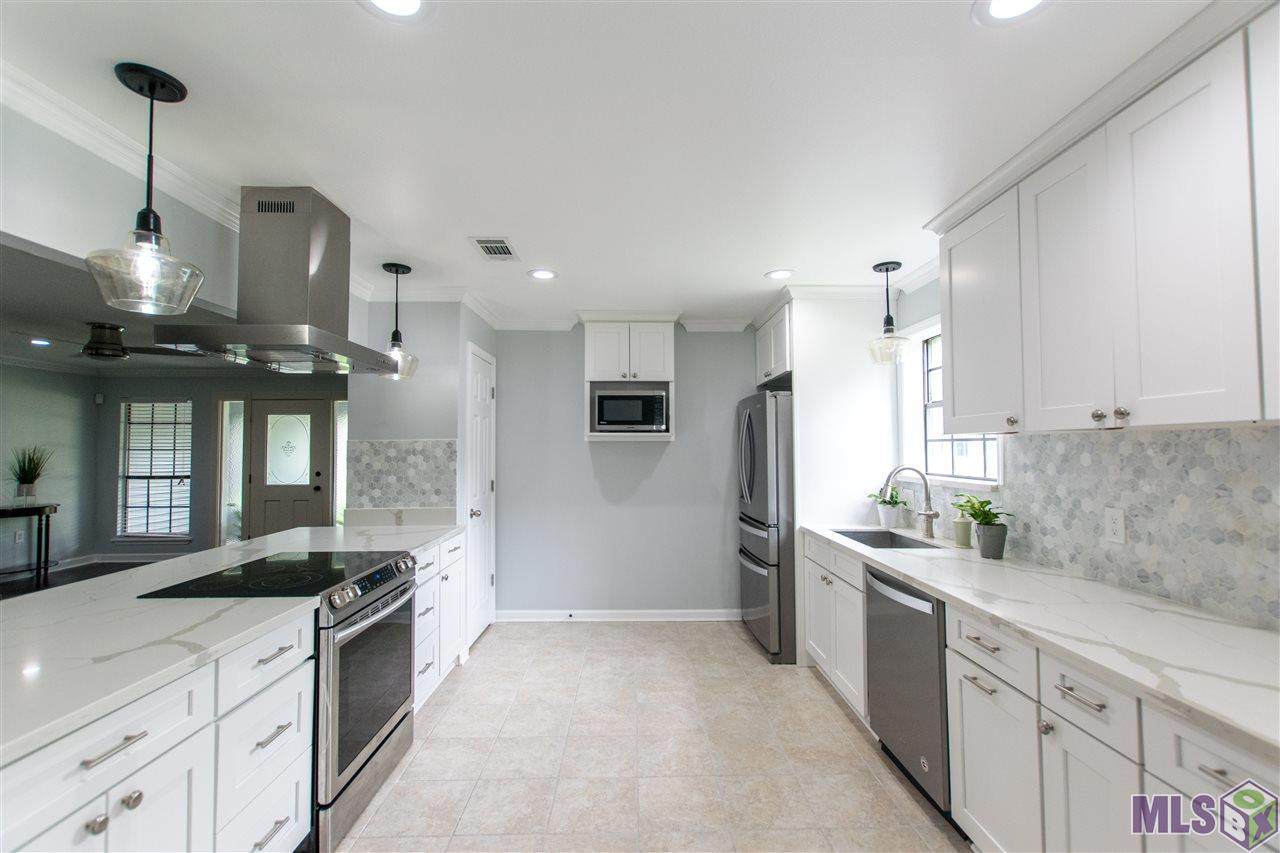 10242 Winterhue Dr - Photo 1