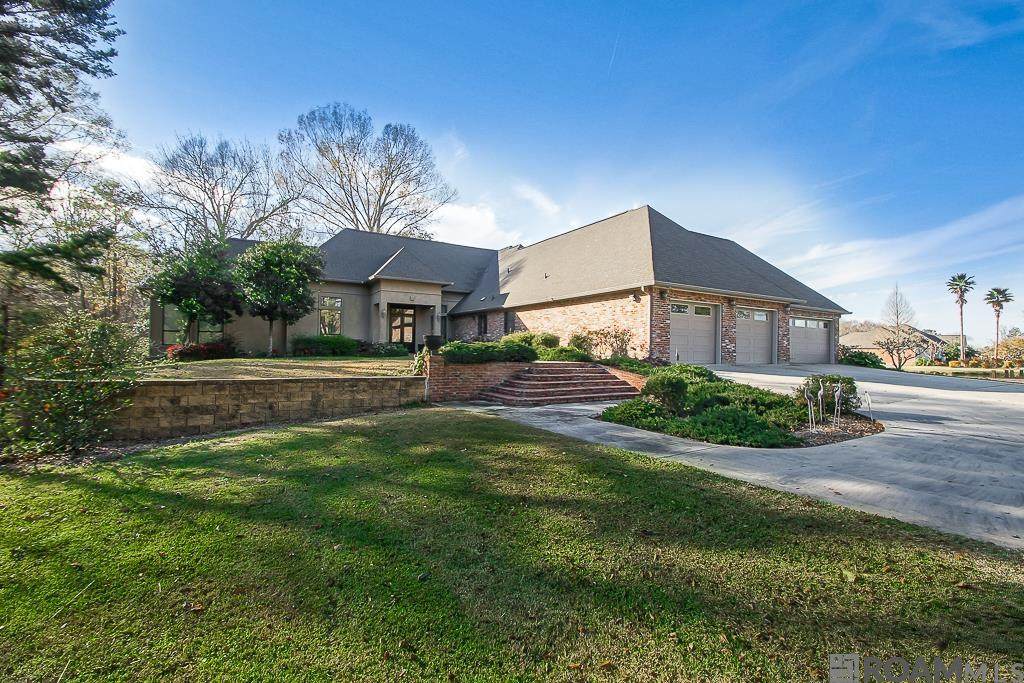 24905 La Hwy 1032 - Photo 1