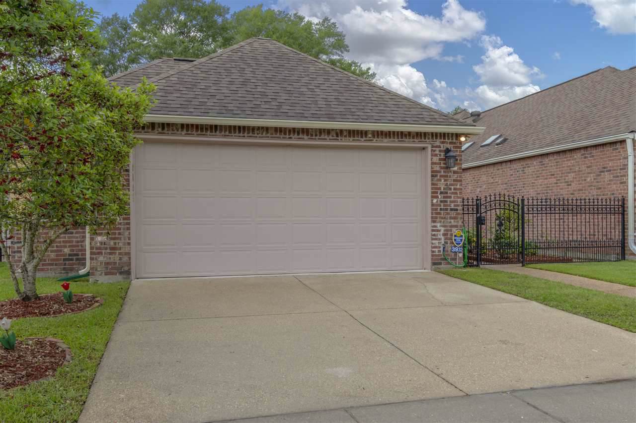 3932 Woodland Hill Ct - Photo 1