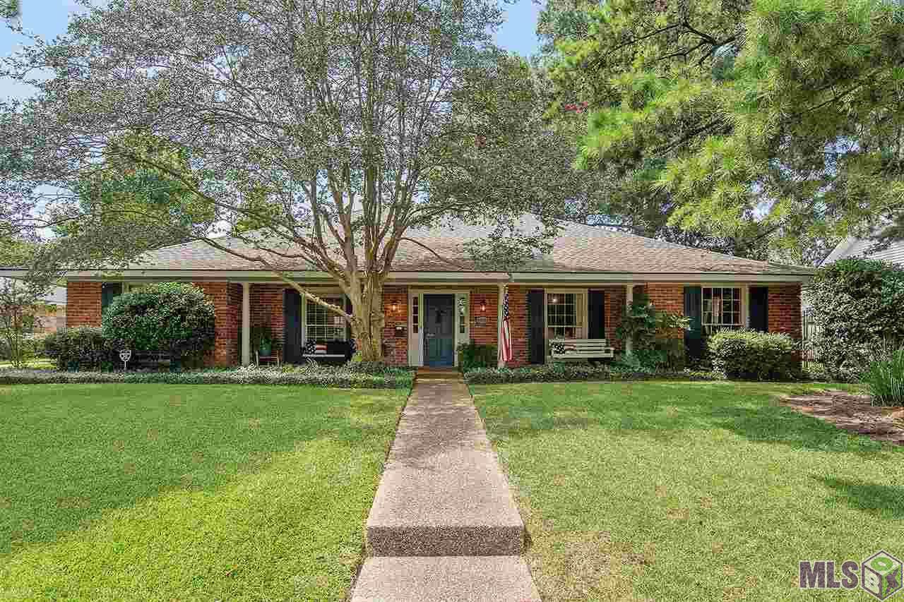 10965 Goodwood Blvd - Photo 1