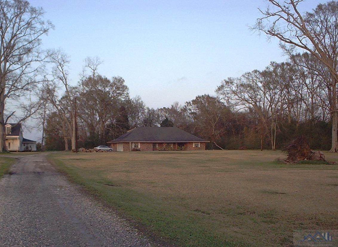 2004 Bayou Rd - Photo 1