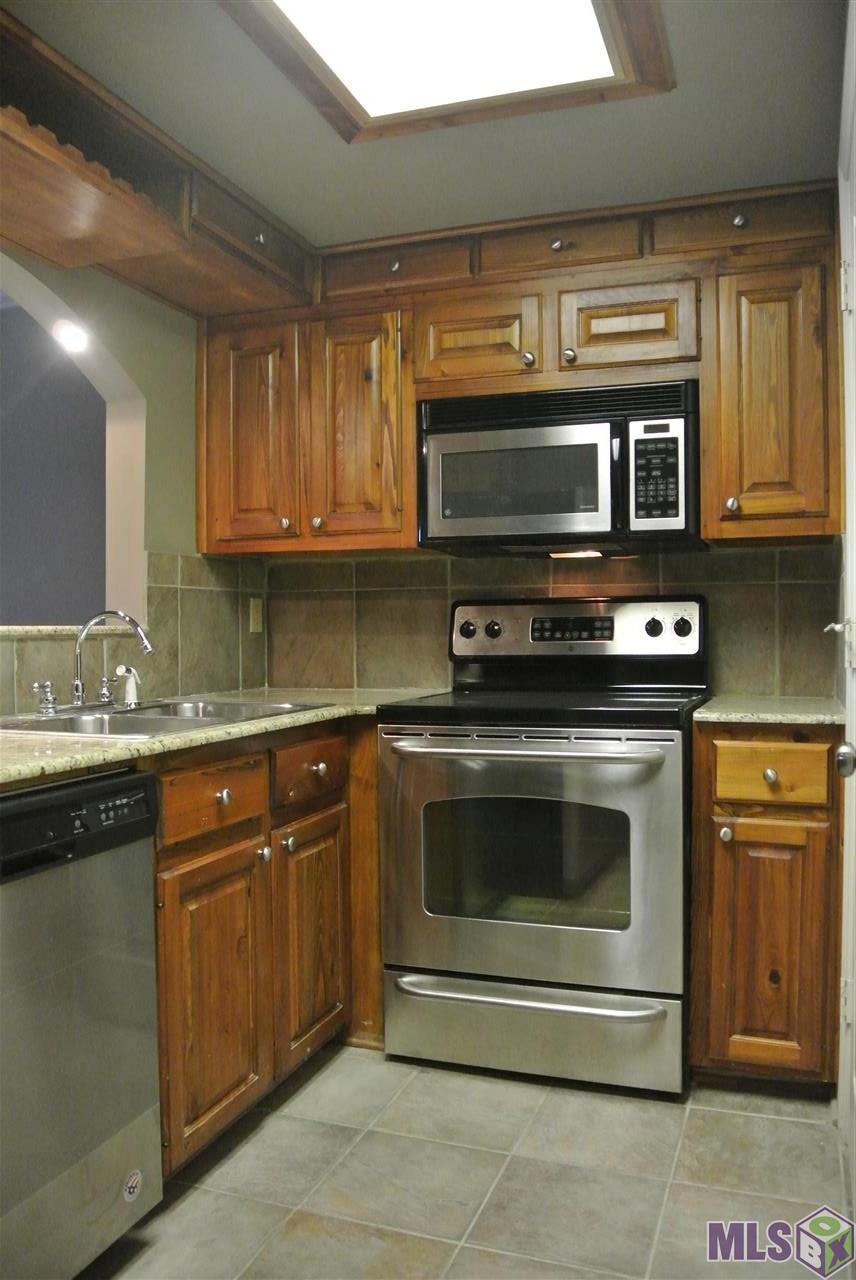 2045 Third St - Photo 1