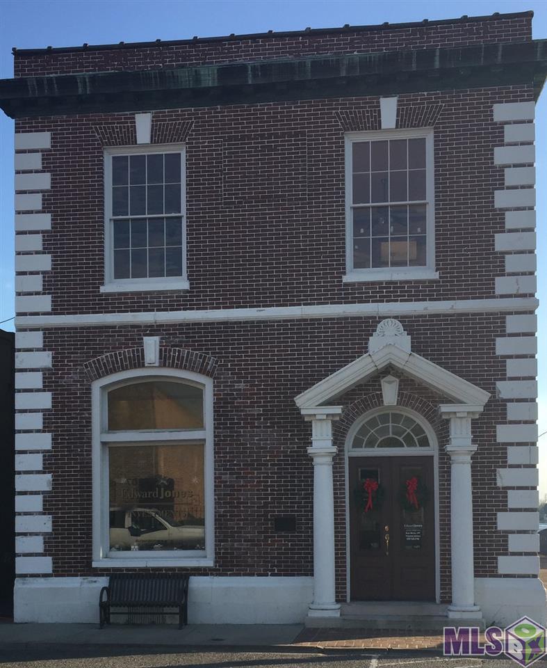 102 Main - Photo 1