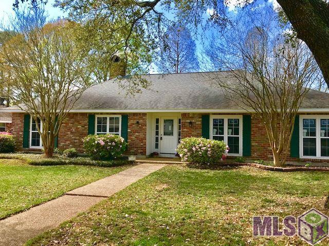 1424 Pelham Dr - Photo 1