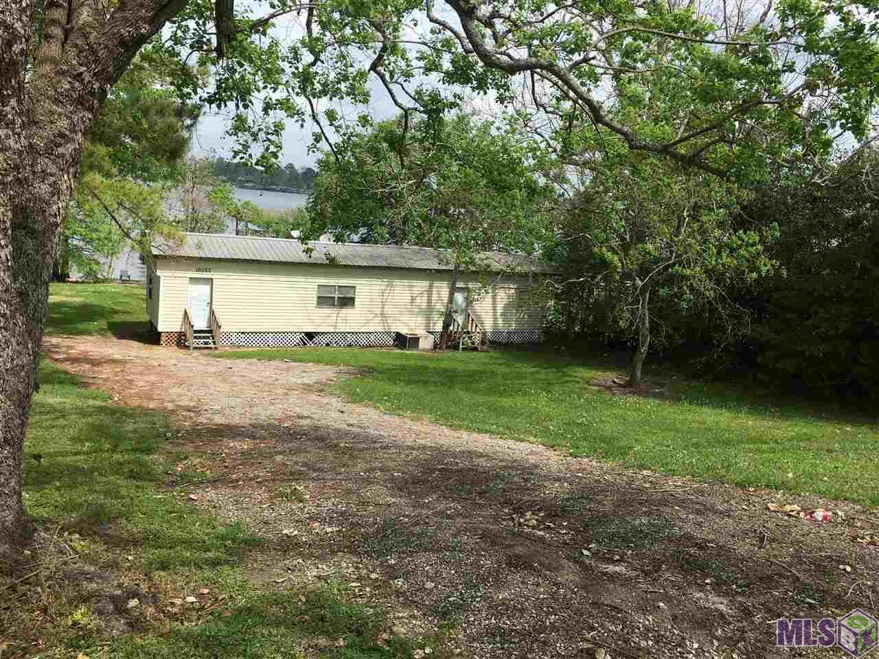 10027 Island Rd - Photo 1