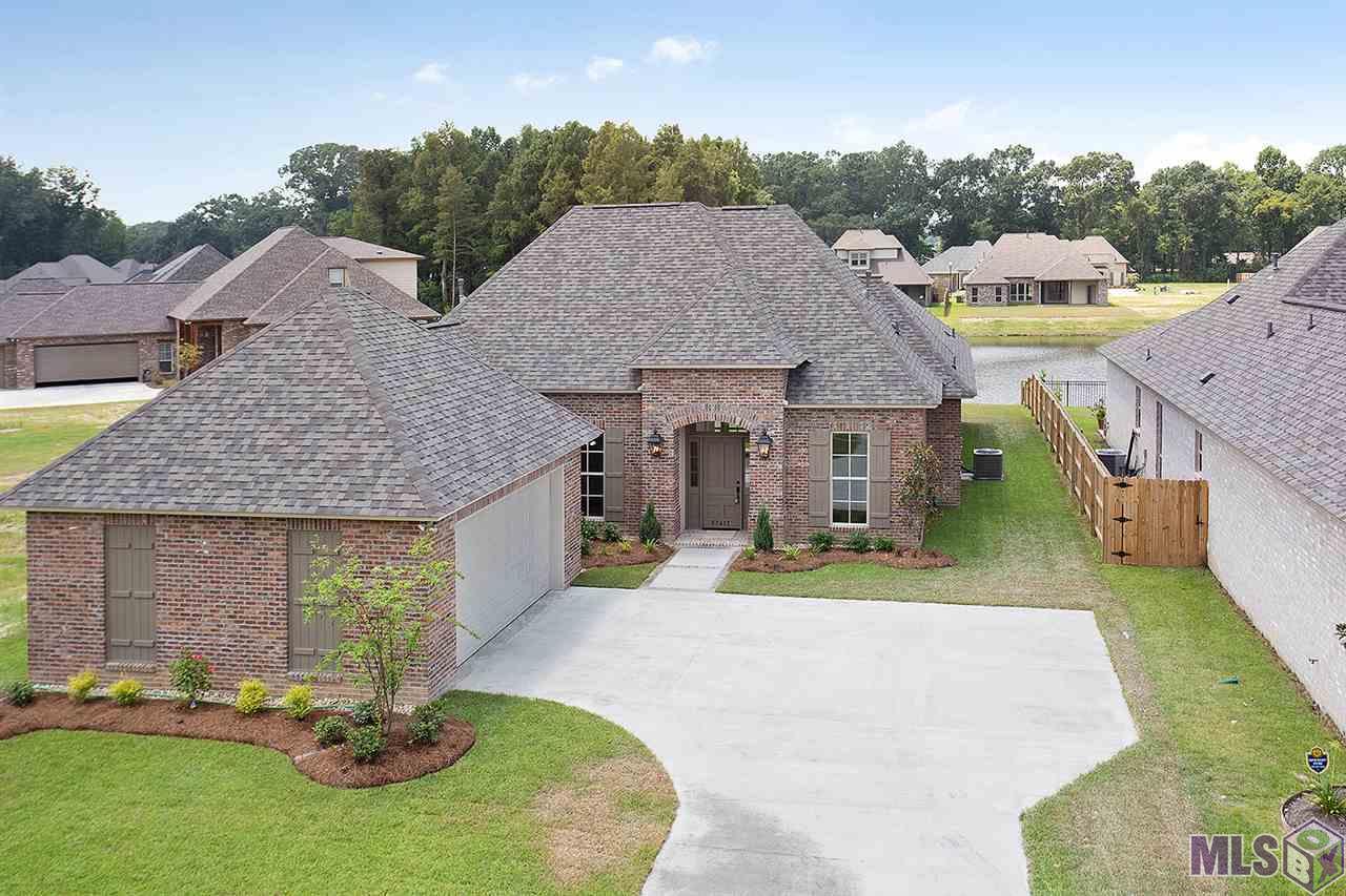 37417 Cypress Hollow Ave - Photo 1