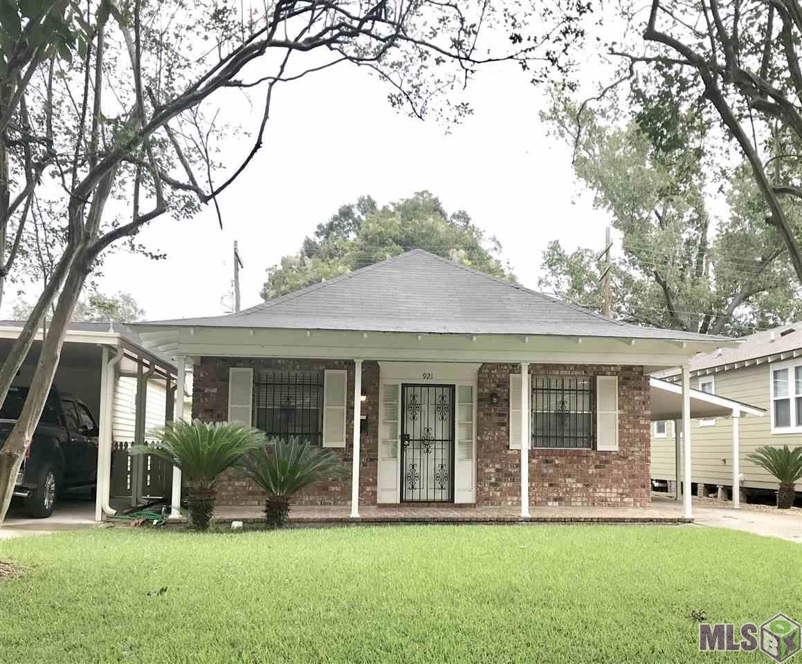 921 Camelia St - Photo 1