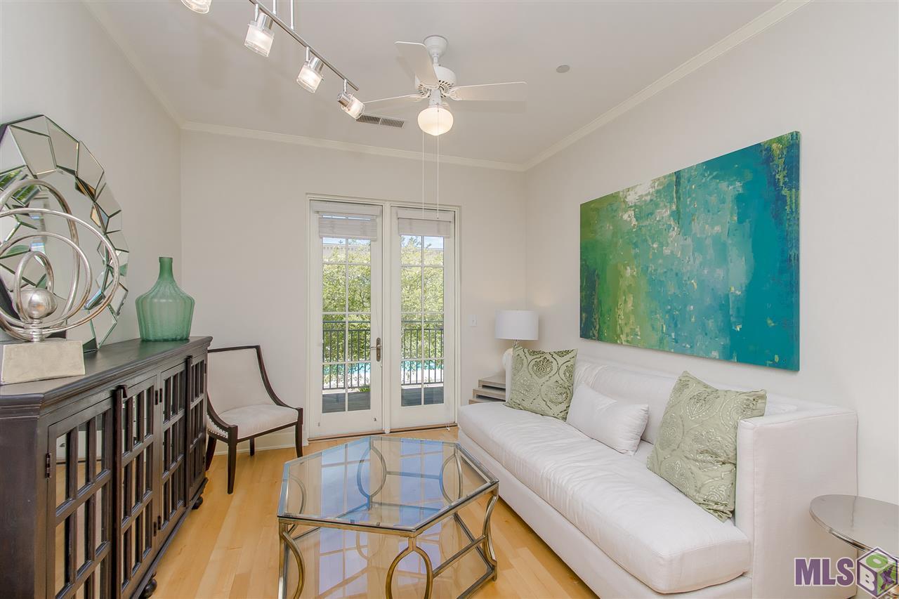 7707 Bluebonnet Blvd - Photo 1