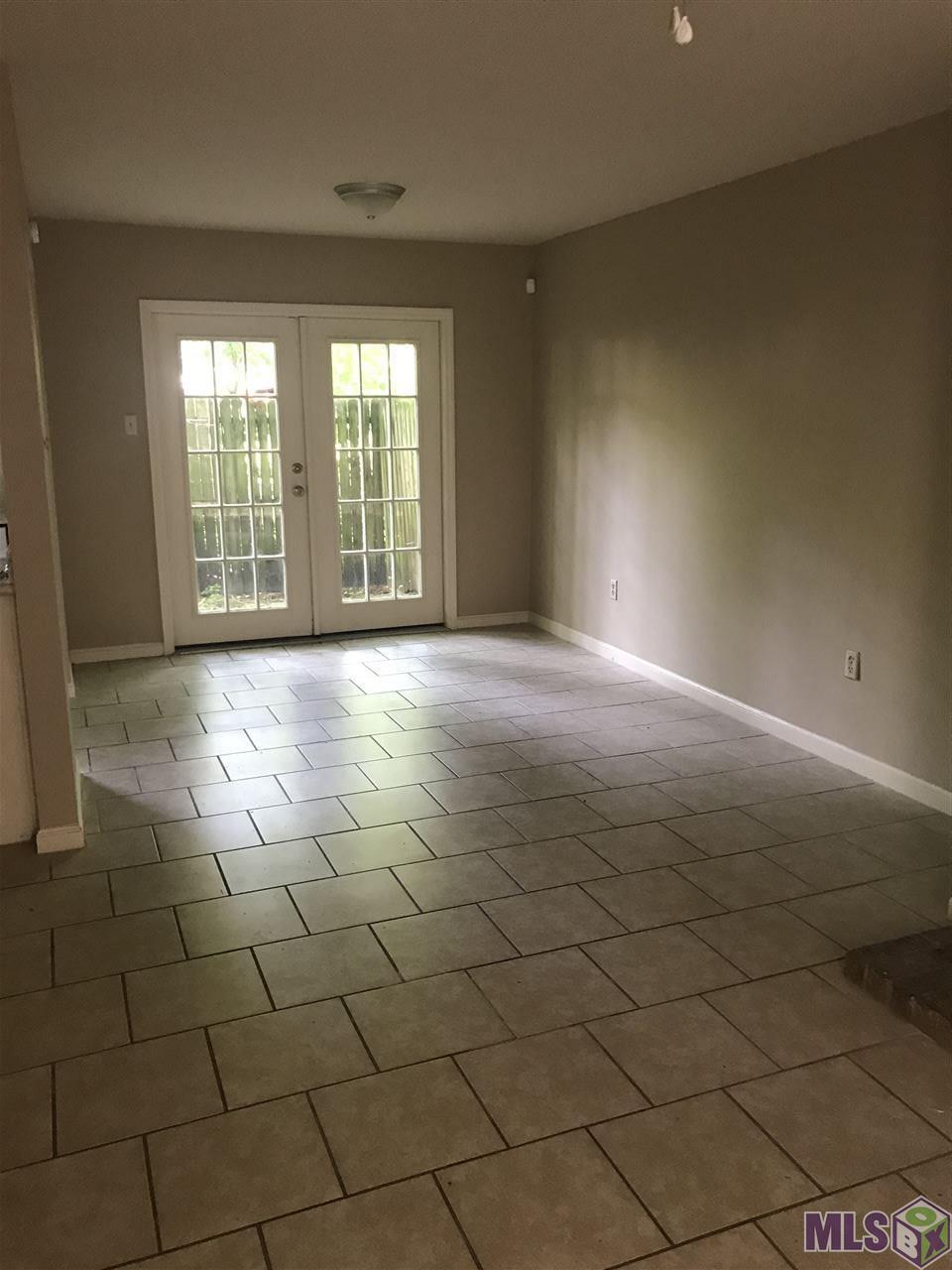 9380 Fox Run Dr - Photo 1