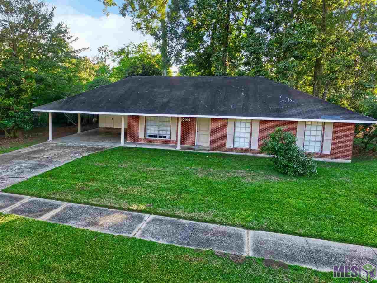 10144 Devonshire Dr - Photo 1