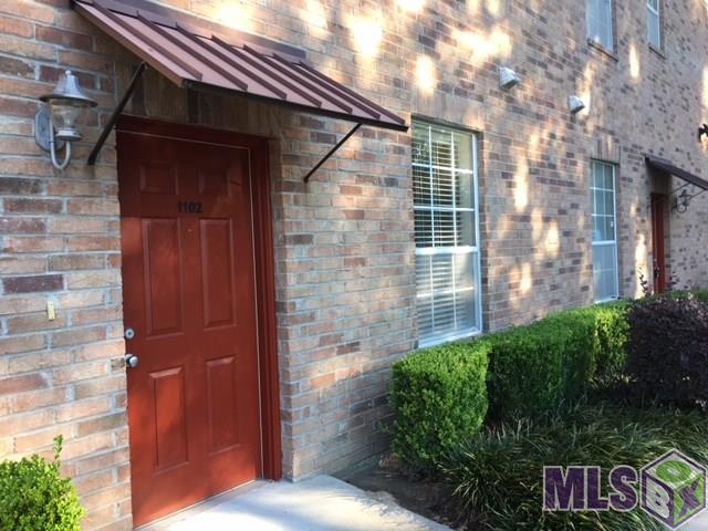 900 Dean Lee Dr - Photo 1
