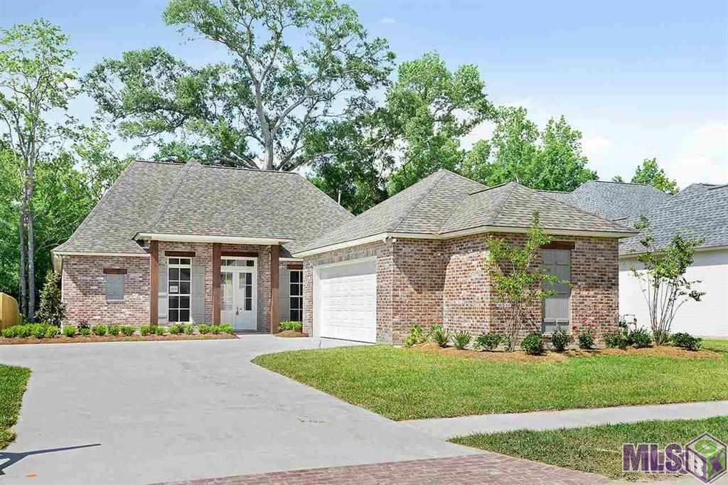 37424 Cypress Hollow Ave - Photo 1