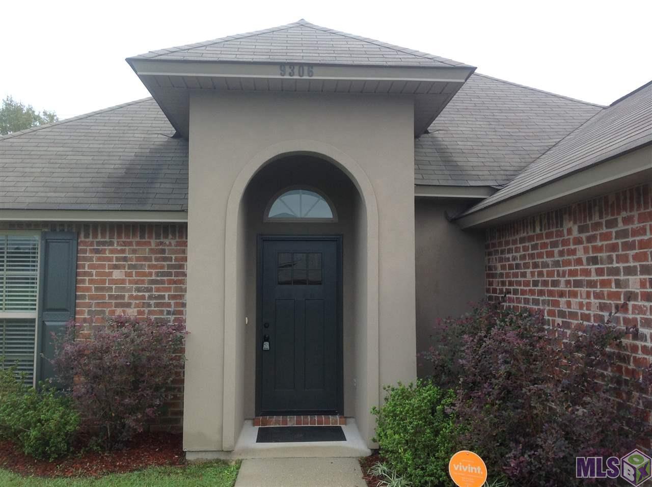 9306 Cypress Lake Dr - Photo 1