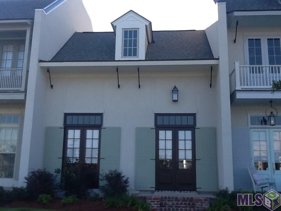 10915 Creek Ln - Photo 1