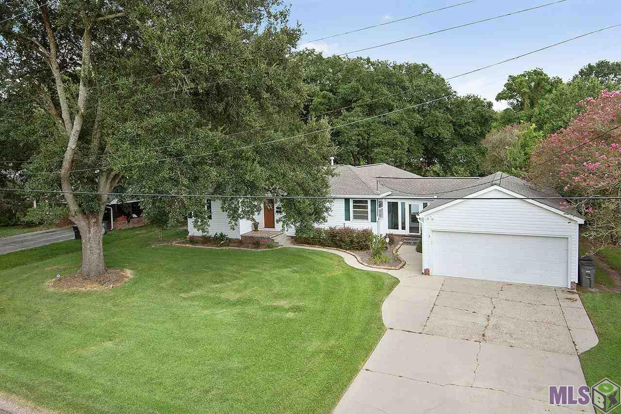 1260 Pickett Ave - Photo 1