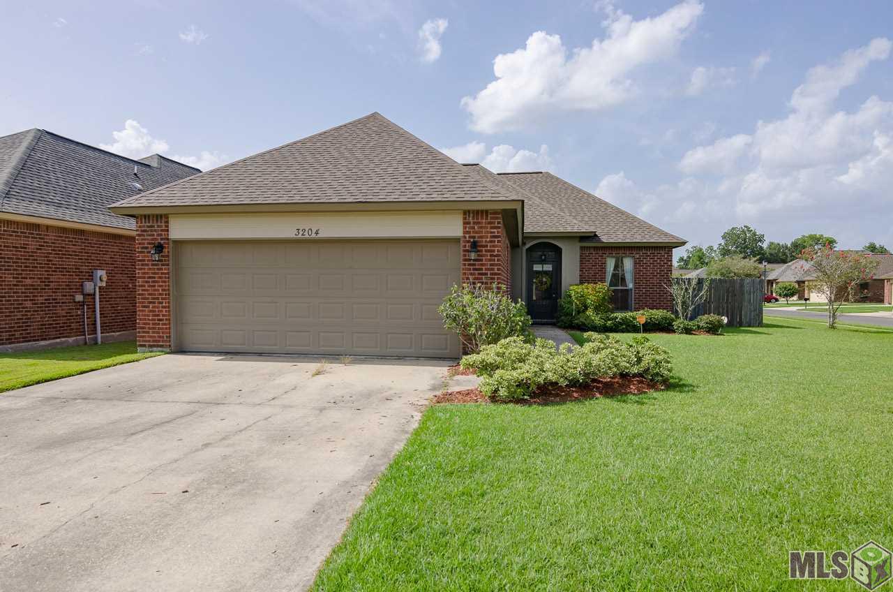 3204 Southlake Ave - Photo 1