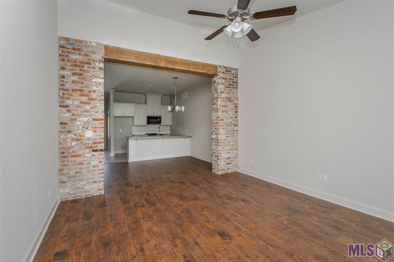 8110 Stonelake Ave - Photo 1
