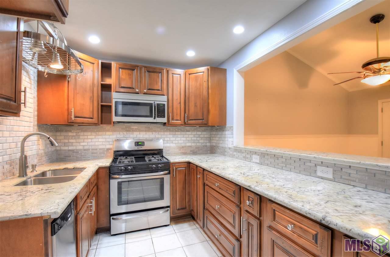 15862 Profit Ave - Photo 1