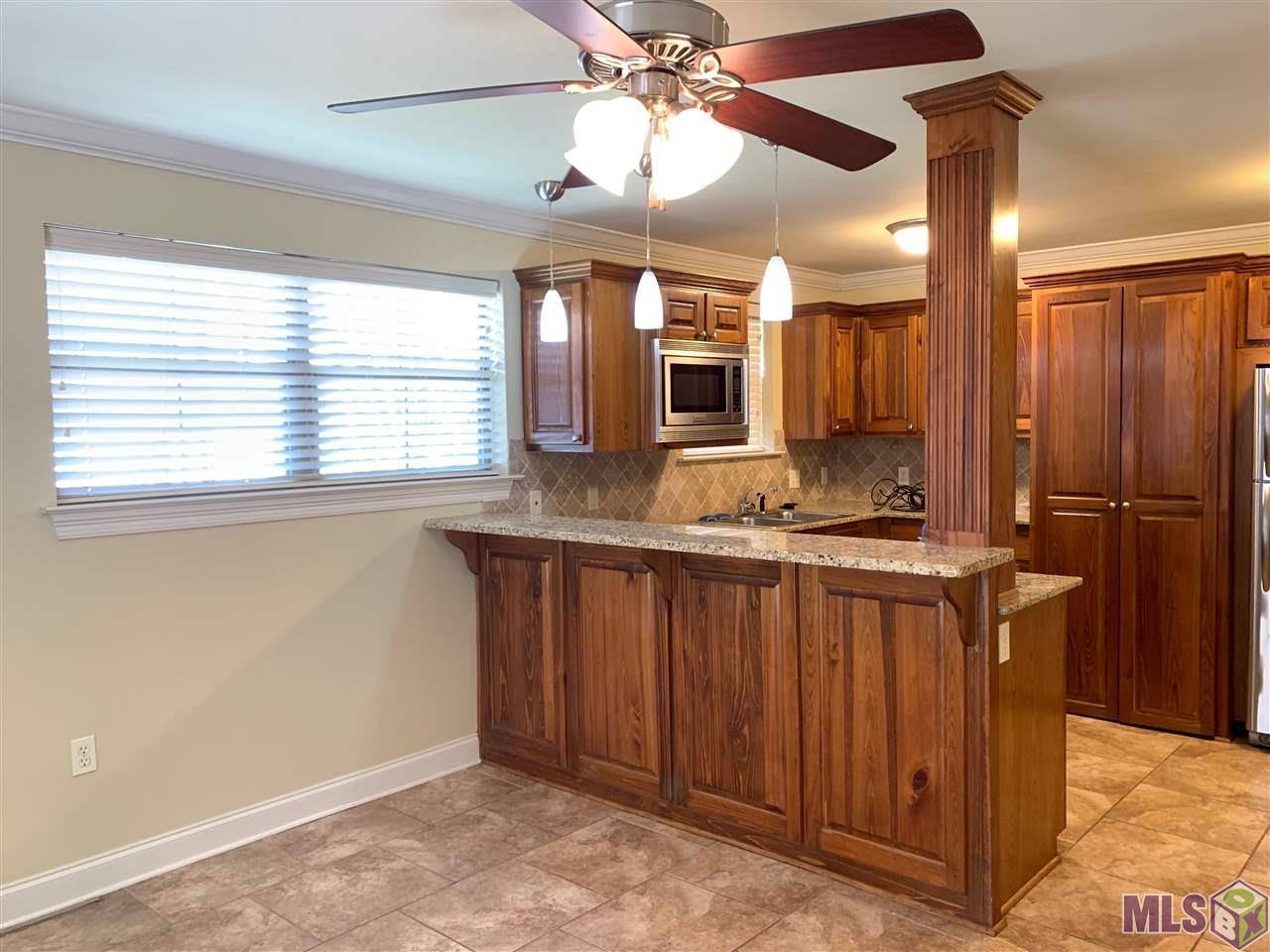 1290 Park Blvd - Photo 1