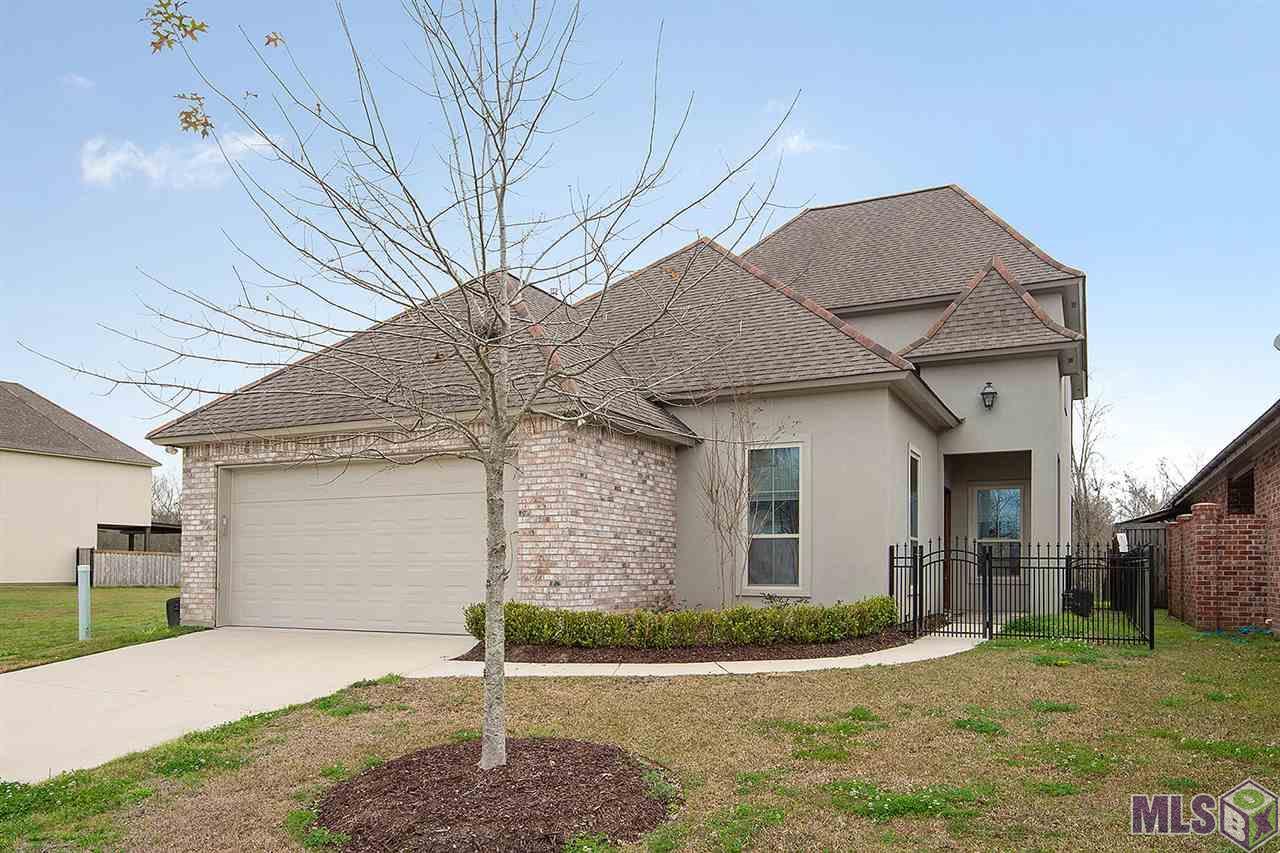 18253 Vis-A-Vis Ave - Photo 1