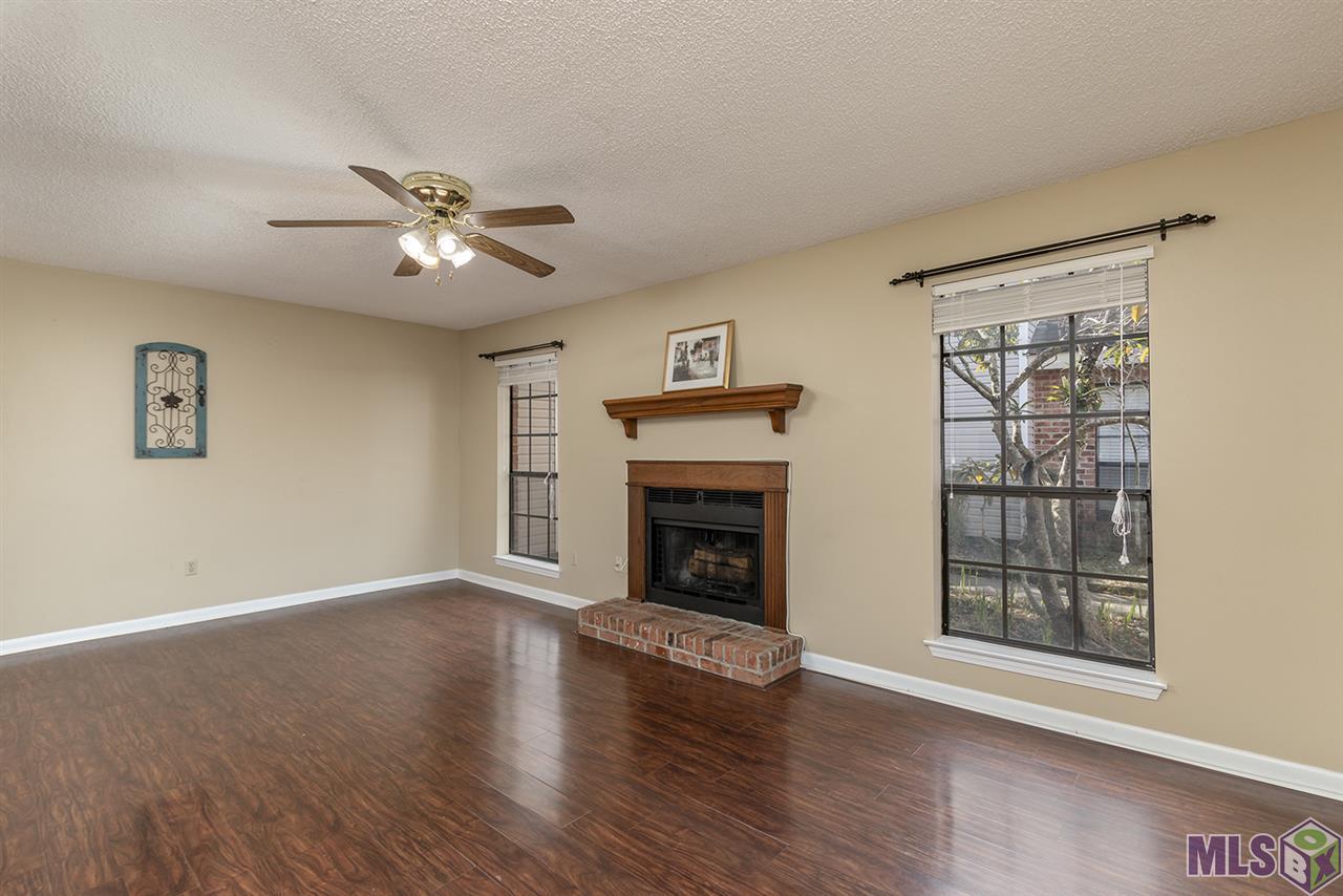 8335 Summa Ave - Photo 1