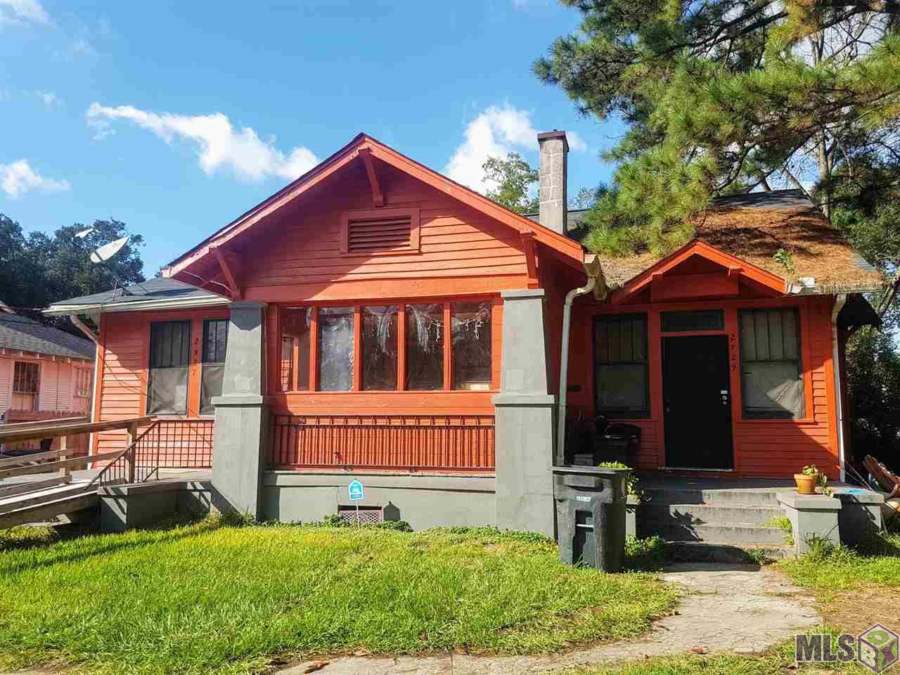 2927 & 2929 Fairfields Ave - Photo 1