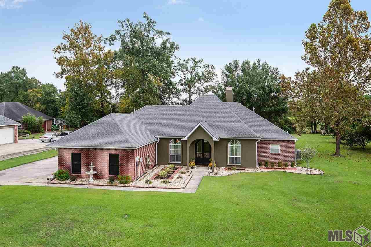18286 Magnolia Oaks Dr - Photo 1
