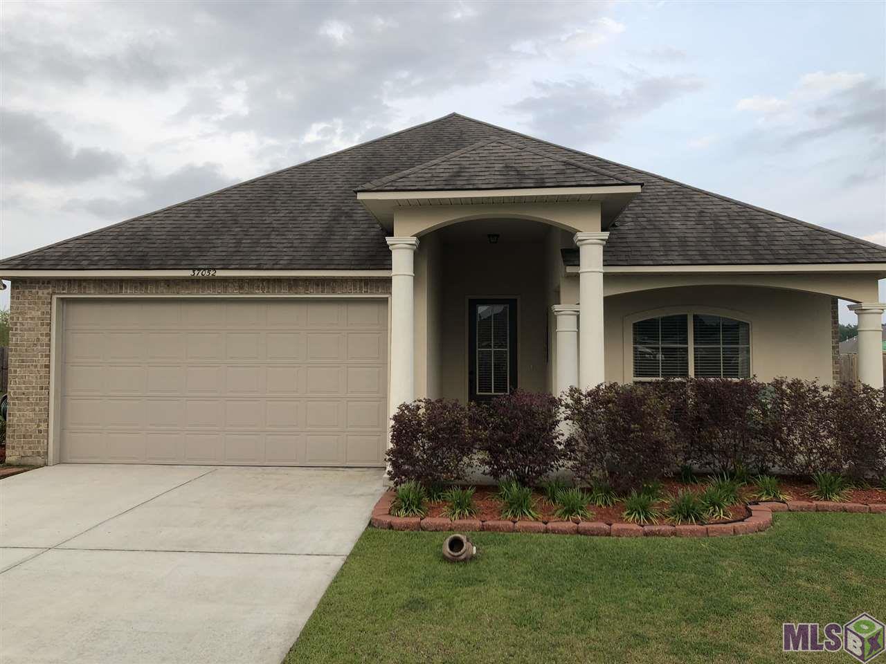 37052 Oak View Ln - Photo 1