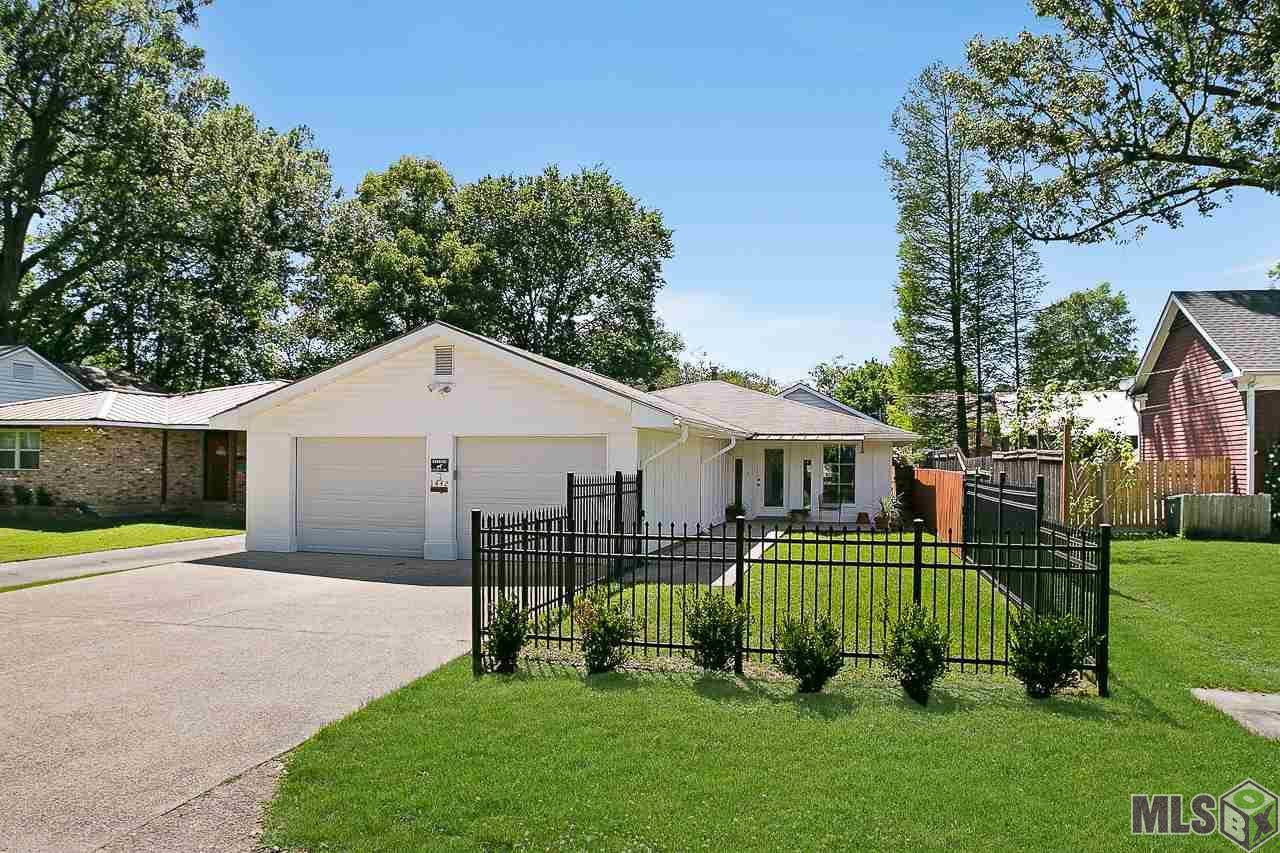 1442 Fairmont St - Photo 1