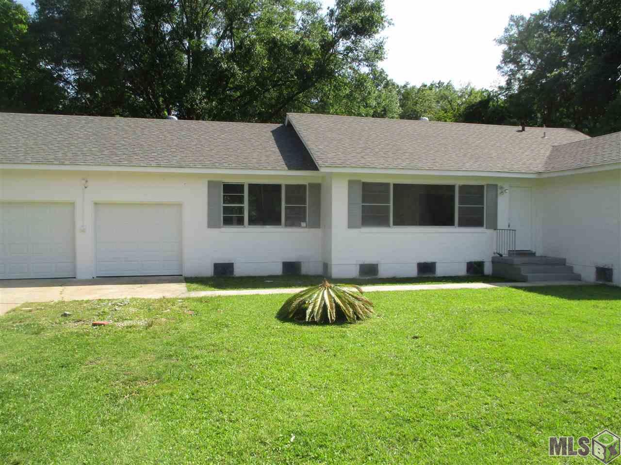 4460 Clark - Photo 1