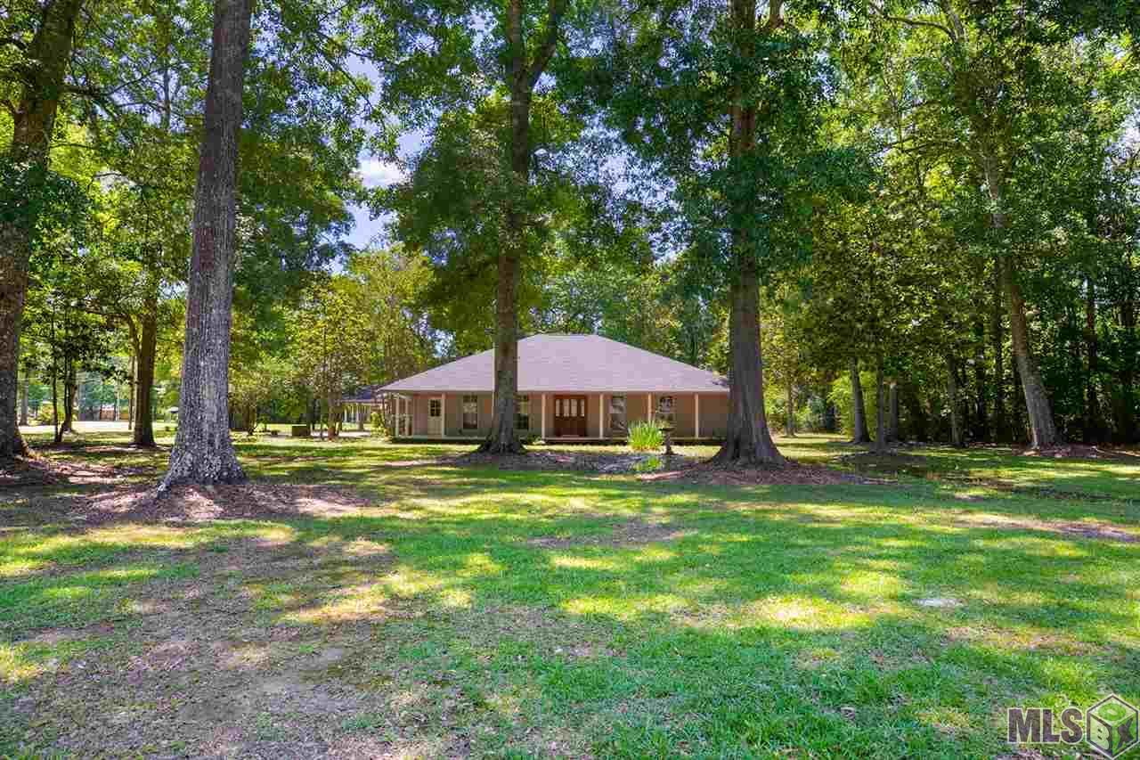 33543 Hickory Ln - Photo 1