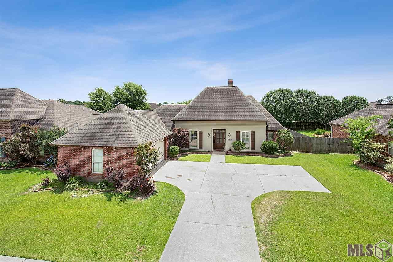 2088 High Pointe Ave - Photo 1