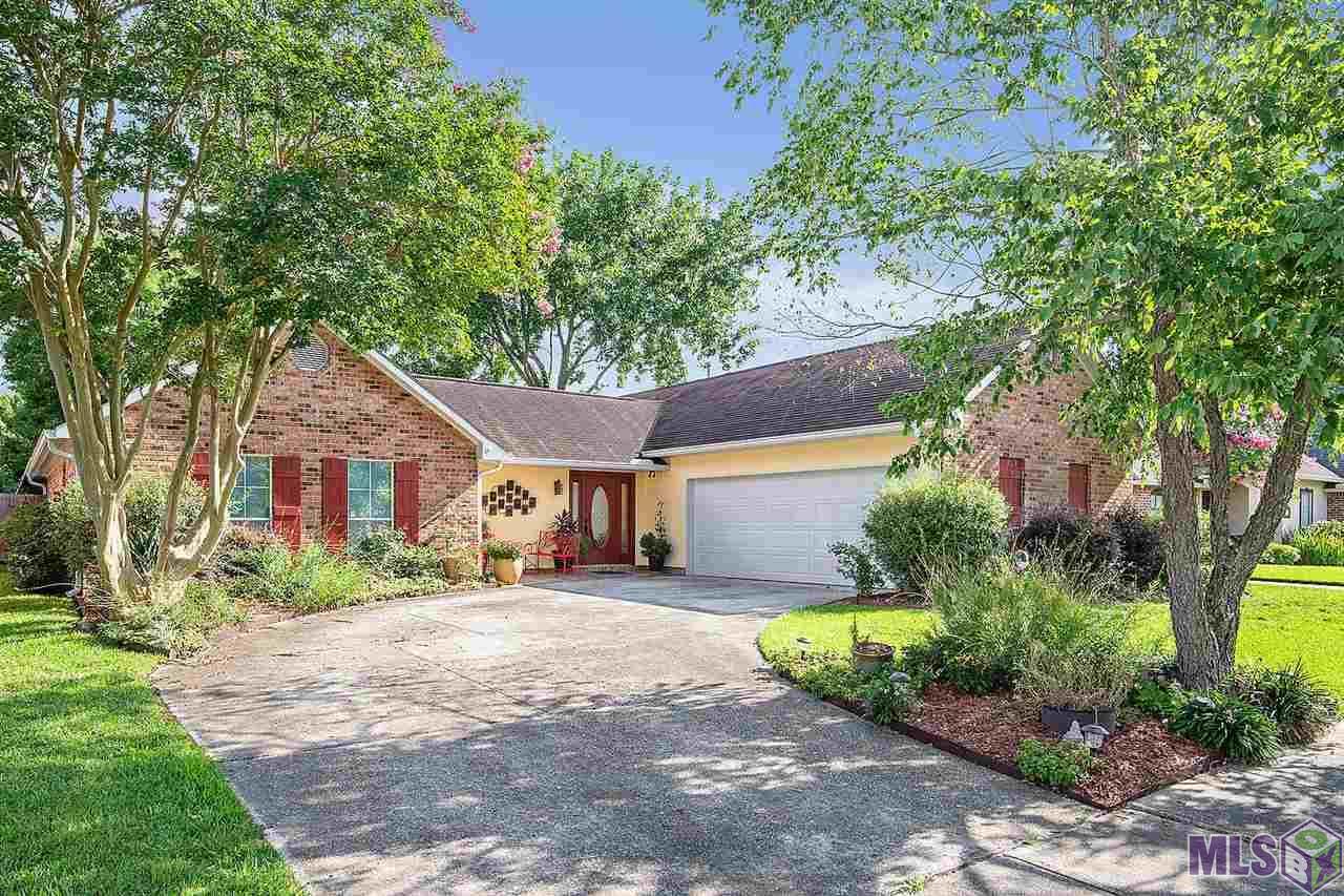 11048 Gold Cup Ave - Photo 1