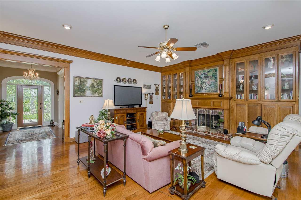4826 Beech Harbor Ave - Photo 1
