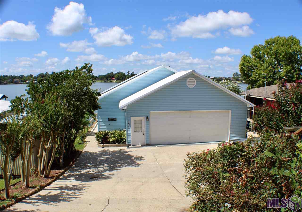 7021 Island Rd - Photo 1