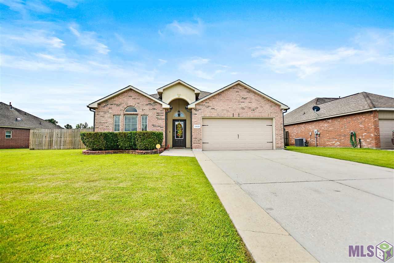 13838 Canterbury Ave - Photo 1
