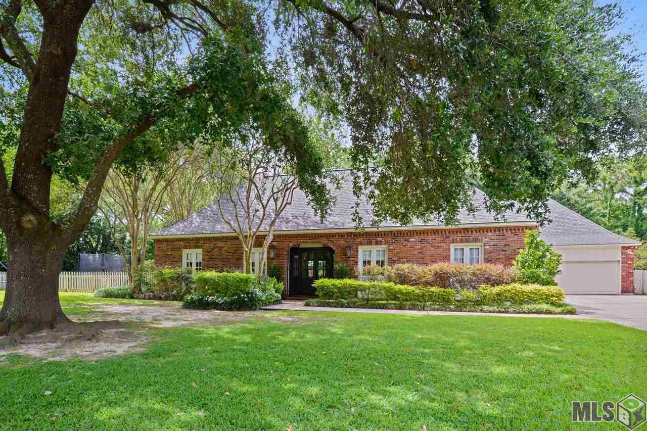 3111 Fairway Dr - Photo 1